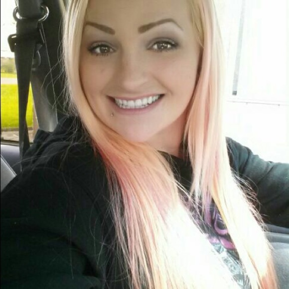 Meet your Posher, Bobbie - Picture 2 of 4